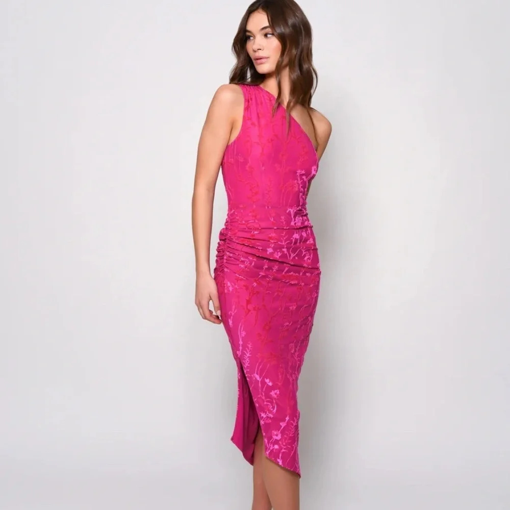 NWT Hutch One Shoulder Ruched Pink Velvet Dress Medium - Picture 7 of 12